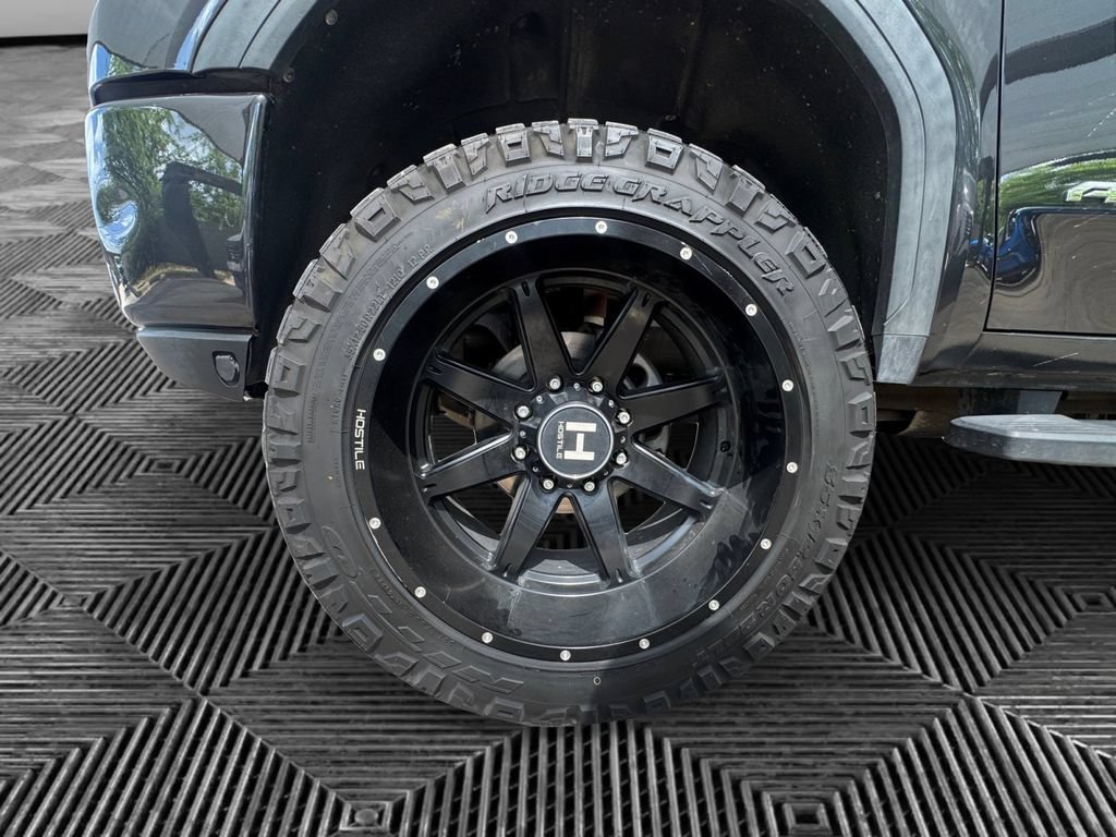 Used 2020 GMC Sierra 2500 AT4 w/ AT4 Premium Package AWD/4WD image 9