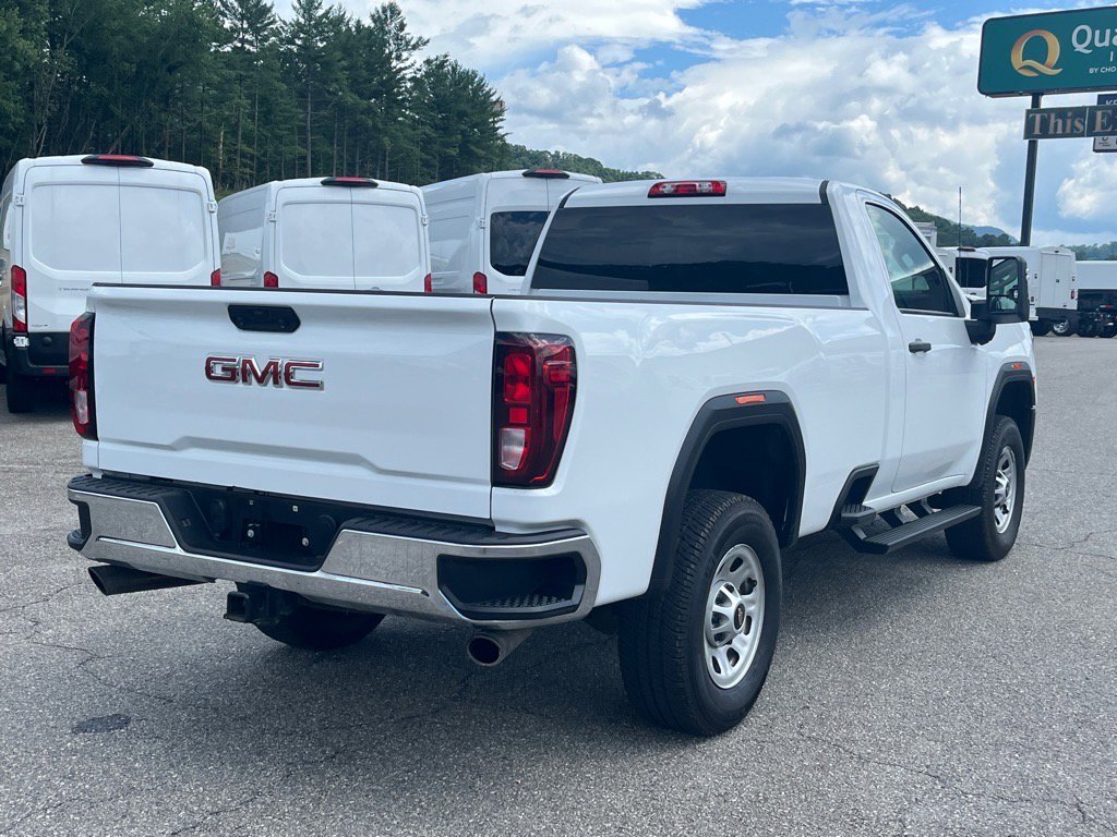 Used 2024 GMC Sierra 2500 Pro image 3