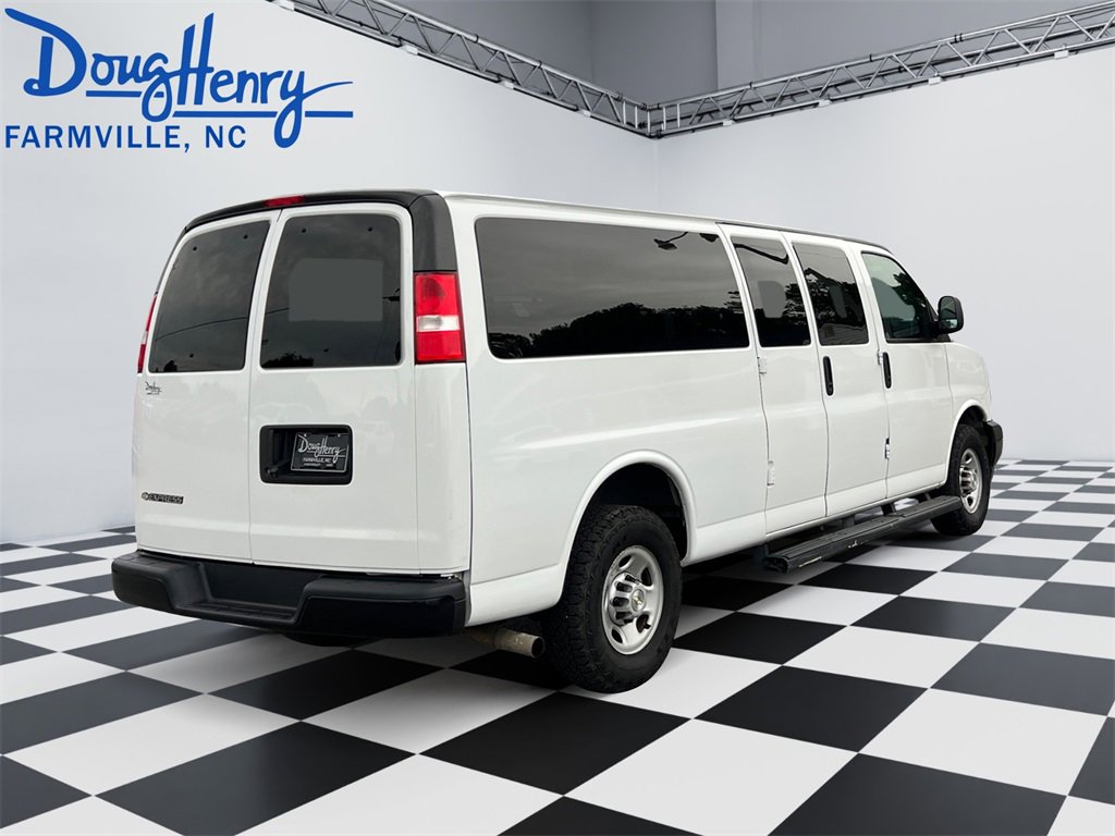 Used 2020 Chevrolet Express 3500 LS image 5
