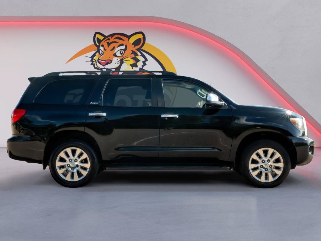 Used 2010 Toyota Sequoia Platinum AWD/4WD image 4