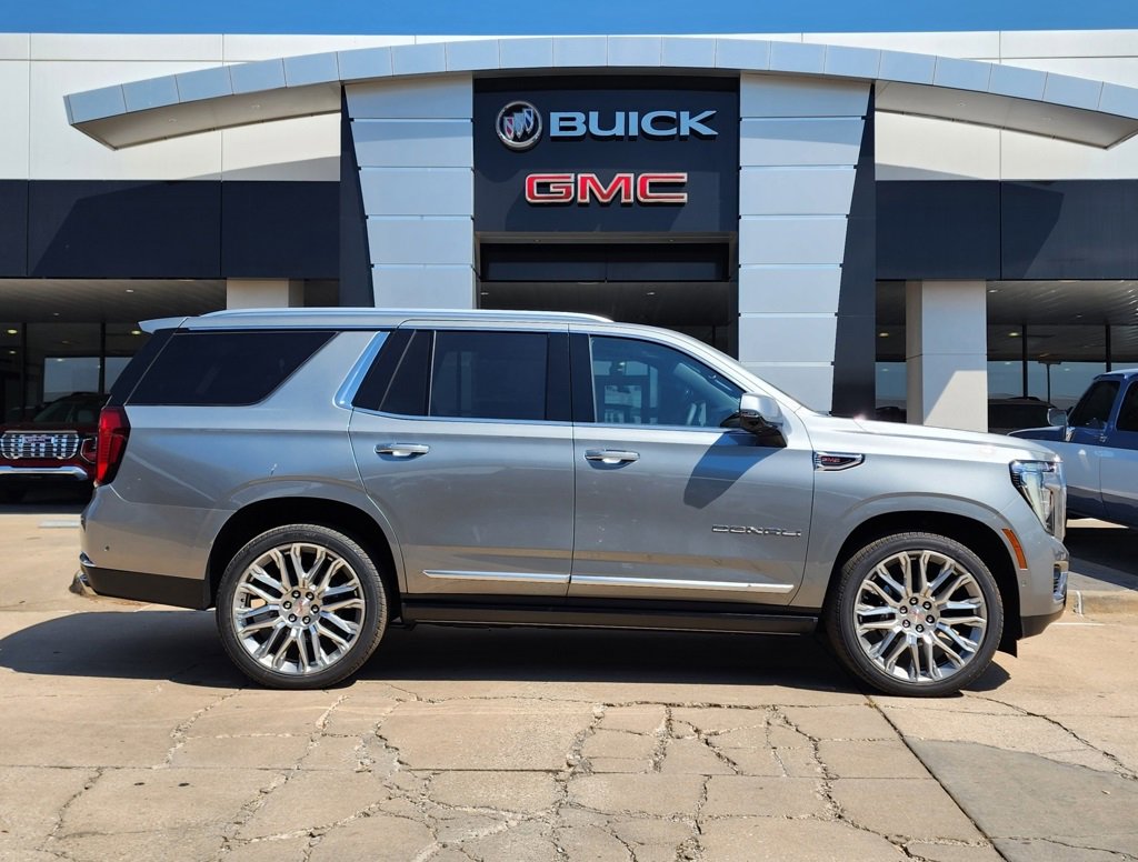 New 2026 GMC Yukon Denali w/ Denali Reserve Package image 2