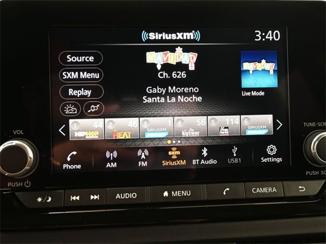 Used 2024 Nissan Pathfinder S image 23