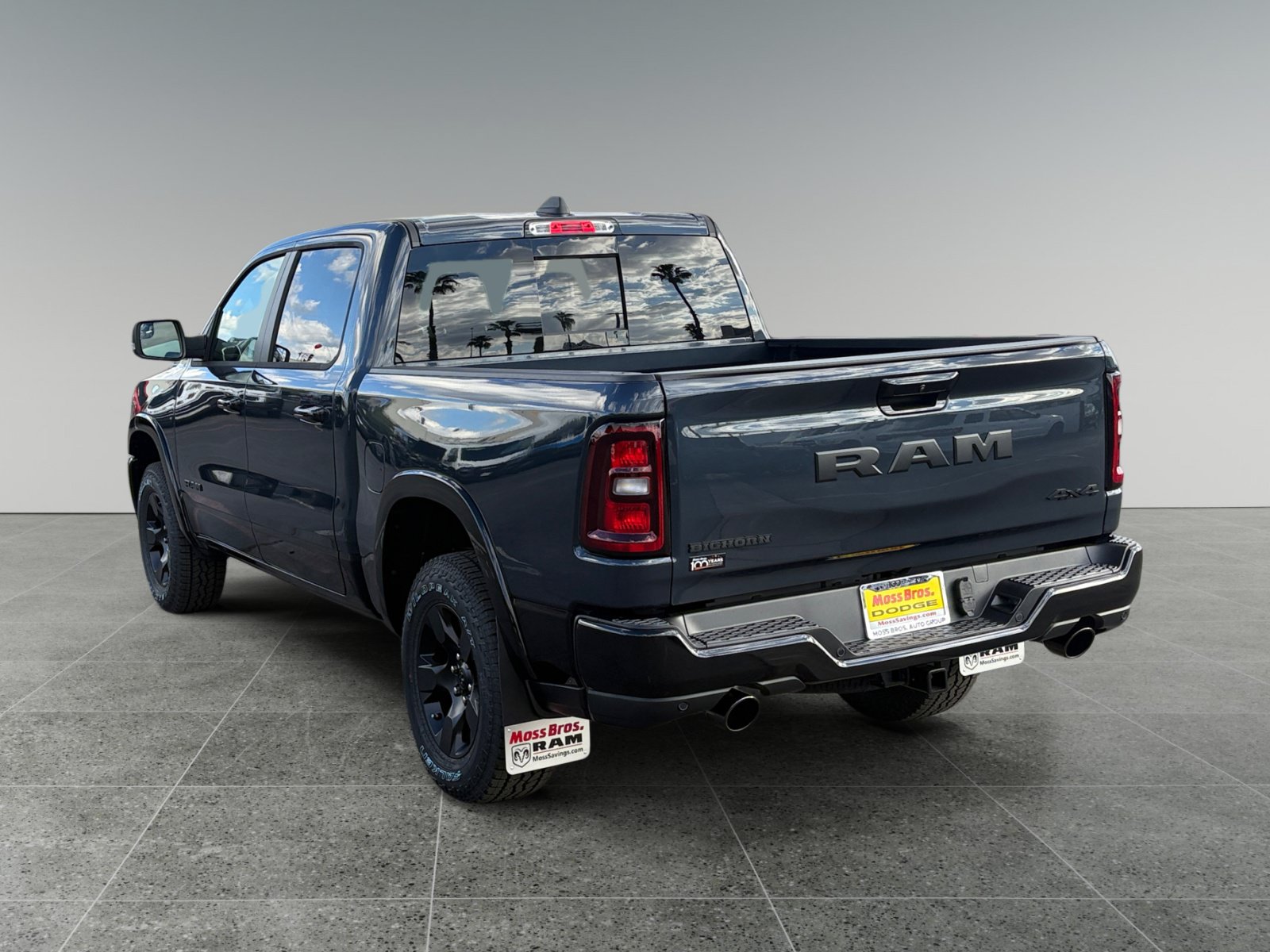New 2027 RAM 1500 4x4 Crew Cab image 3