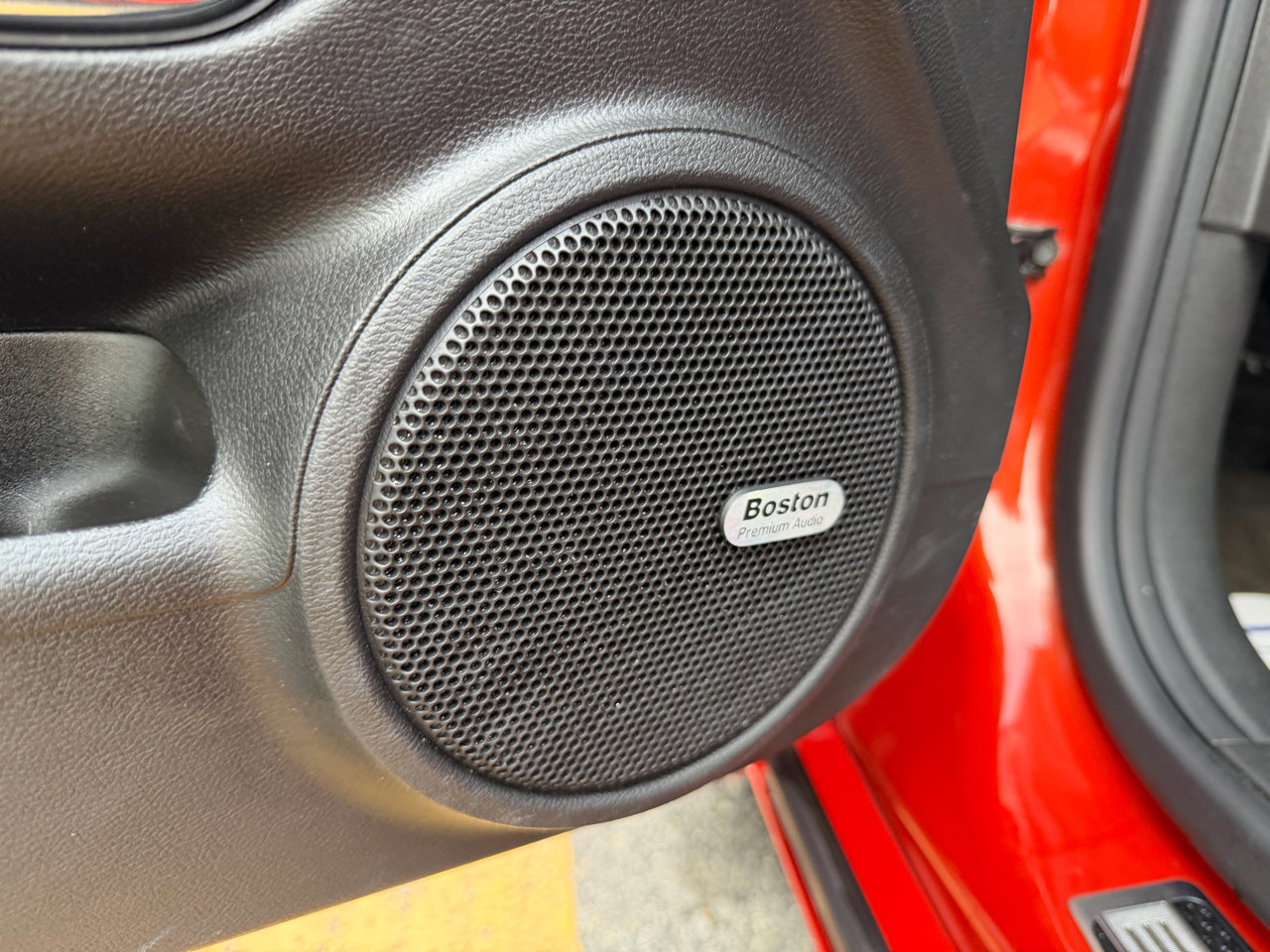 Used 2010 Chevrolet Camaro SS w/ RS Package image 15