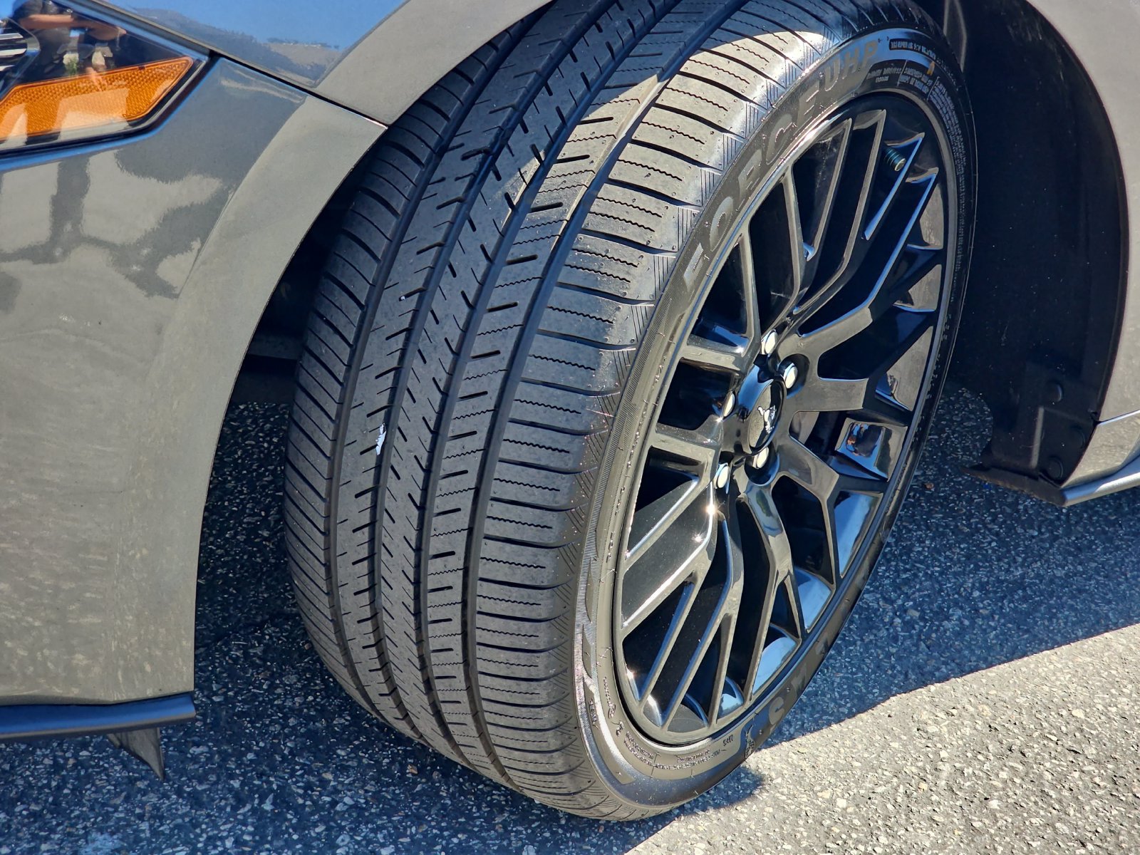 Used 2020 Ford Mustang GT w/ Black Accent Package RWD image 31