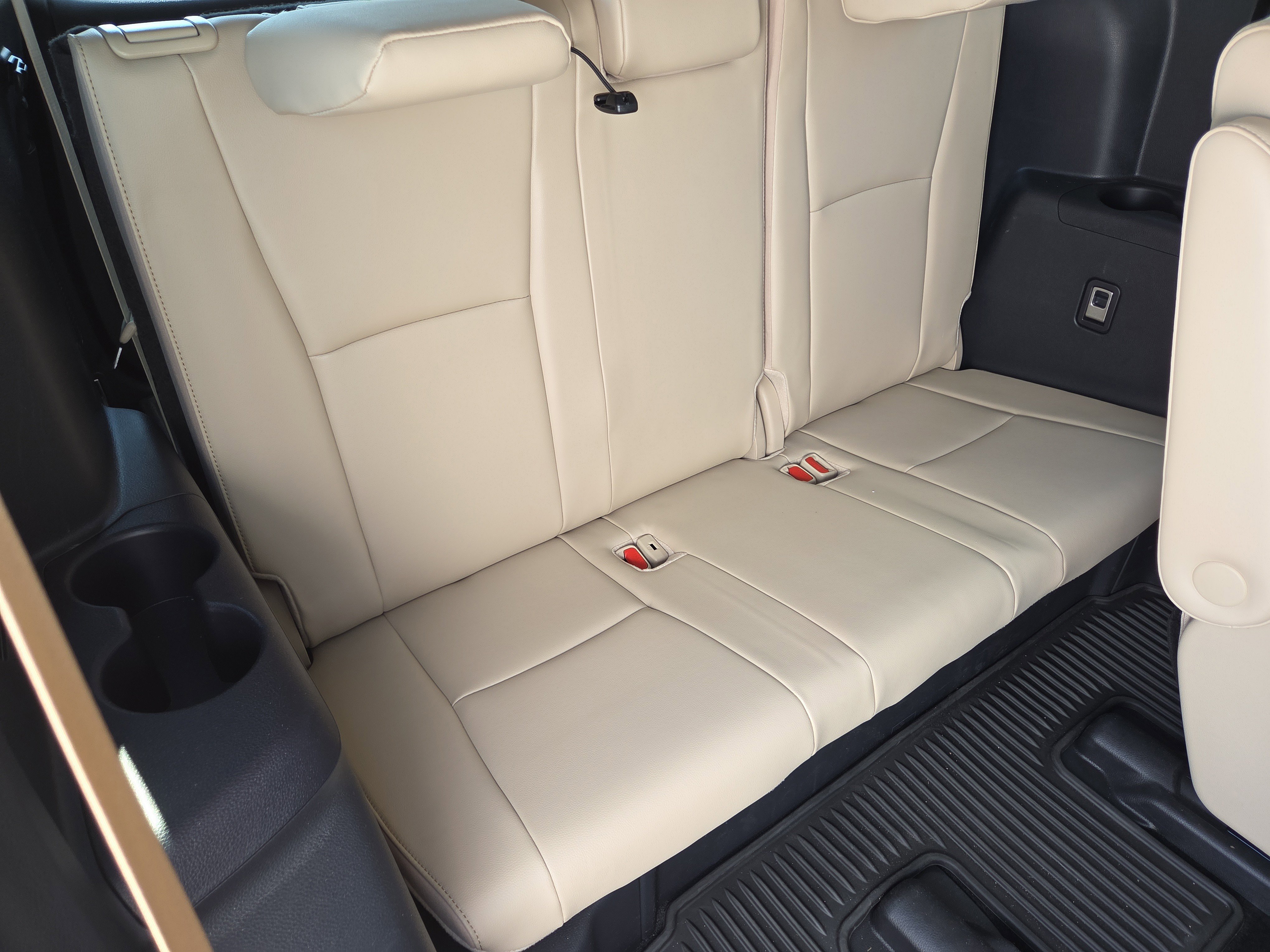 Used 2024 Toyota Highlander Platinum image 20