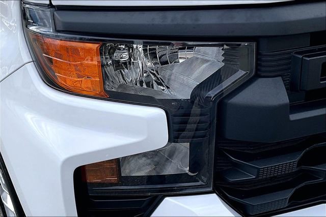 Used 2025 Chevrolet Silverado 1500 Custom image 29