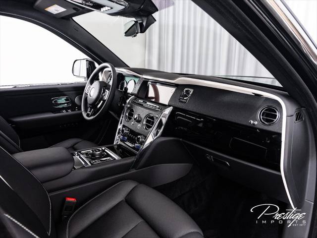 Used 2023 Rolls-Royce Cullinan AWD/4WD image 37