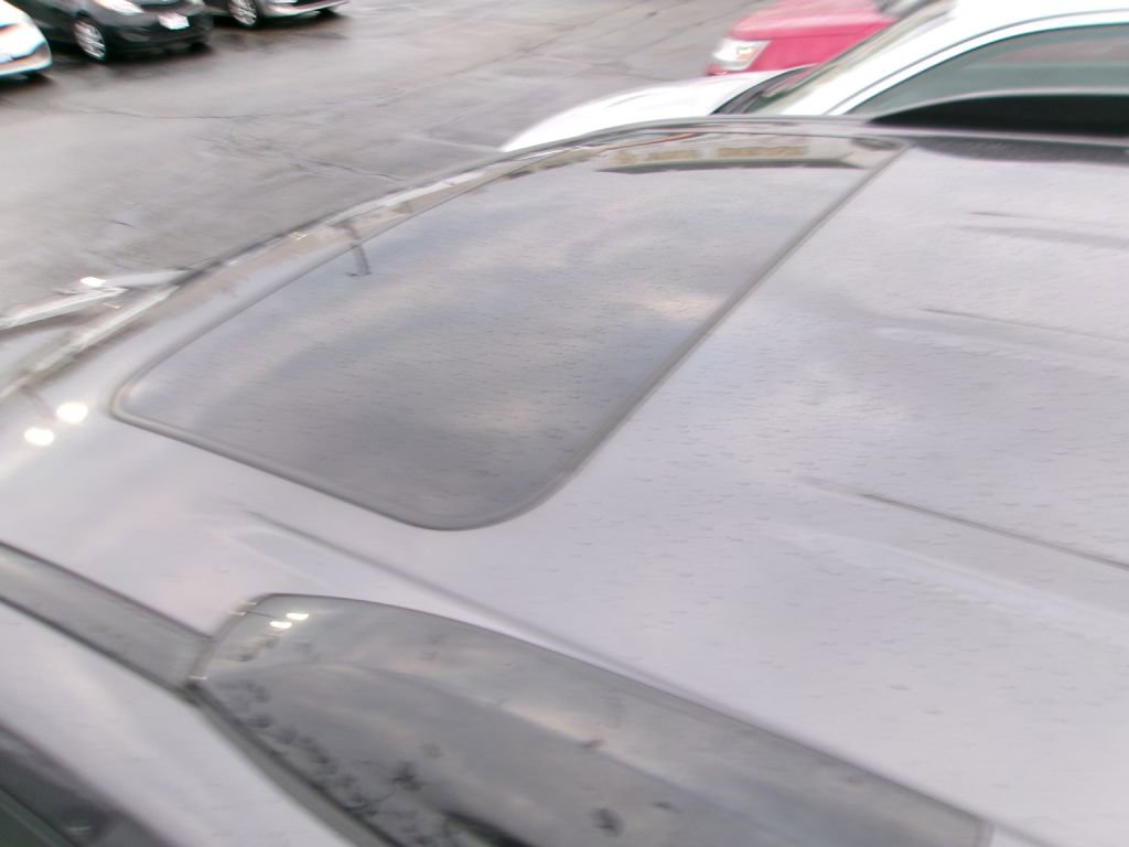 Used 2010 Toyota Highlander SE image 10