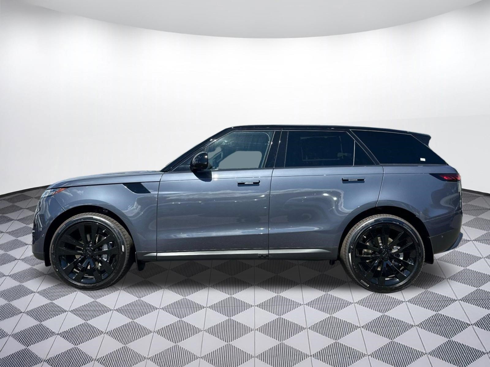 New 2026 Land Rover Range Rover Sport SE AWD/4WD image 2