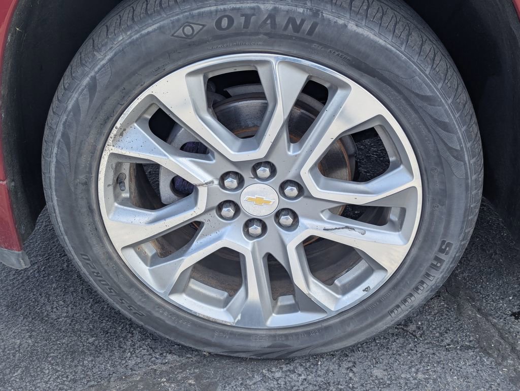 Used 2019 Chevrolet Traverse Premier w/ LPO, Floor Liner Package AWD/4WD image 13