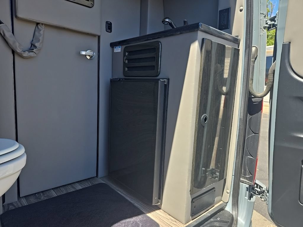Used 2023 Mercedes-Benz Sprinter 3500 image 22