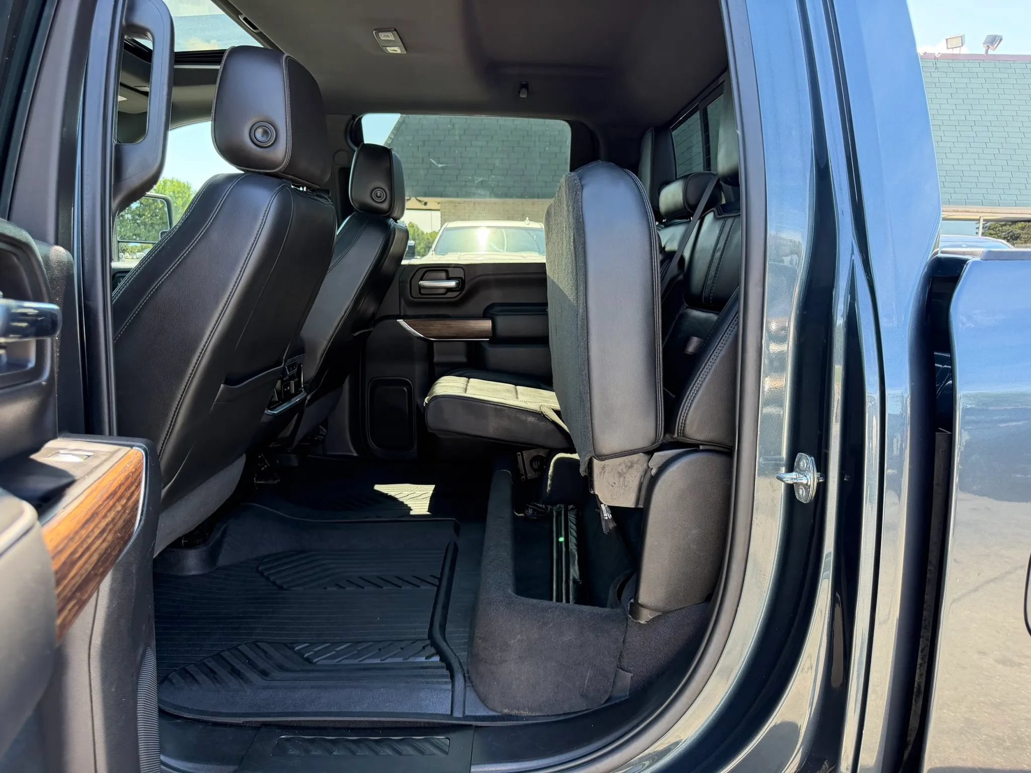 Used 2020 Chevrolet Silverado 2500 High Country w/ Z71 Off-Road Package AWD/4WD image 23