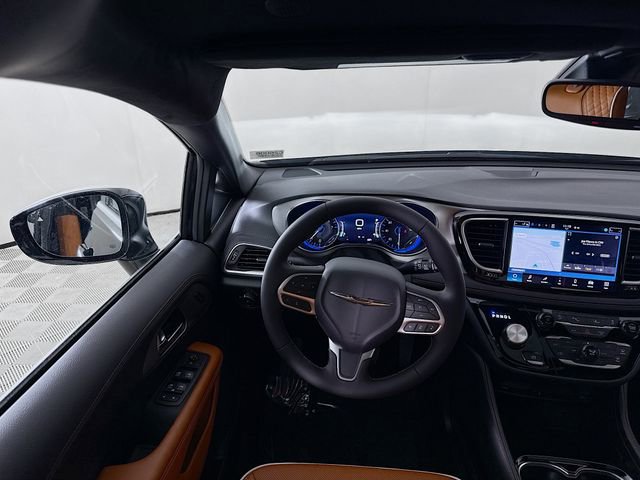 New 2026 Chrysler Pacifica Pinnacle image 23
