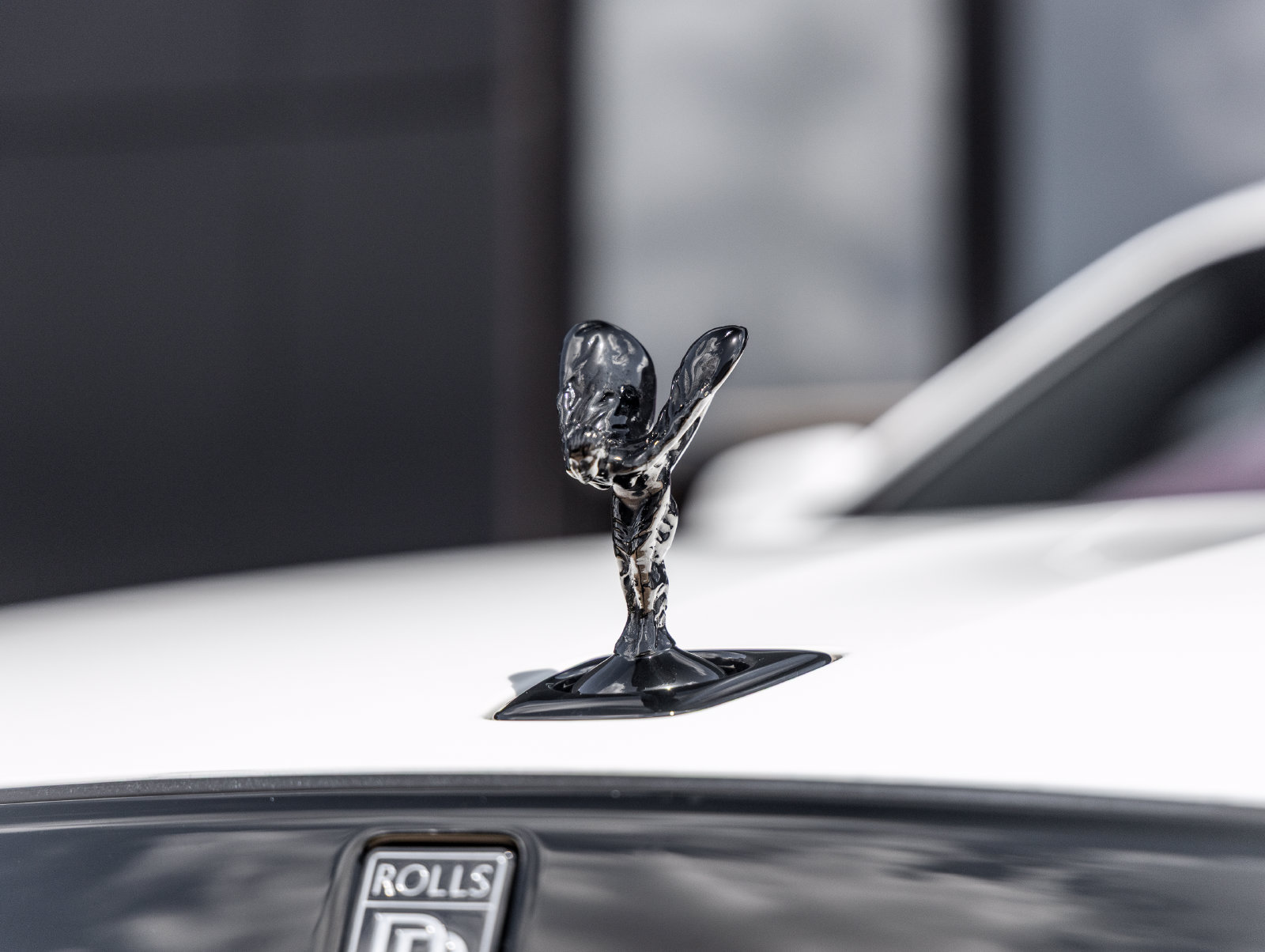 Used 2023 Rolls-Royce Ghost Black Badge w/ Black Badge Ghost Package AWD/4WD image 19