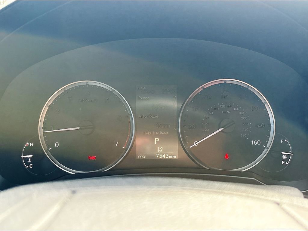 Used 2025 Lexus IS 300 F Sport image 12