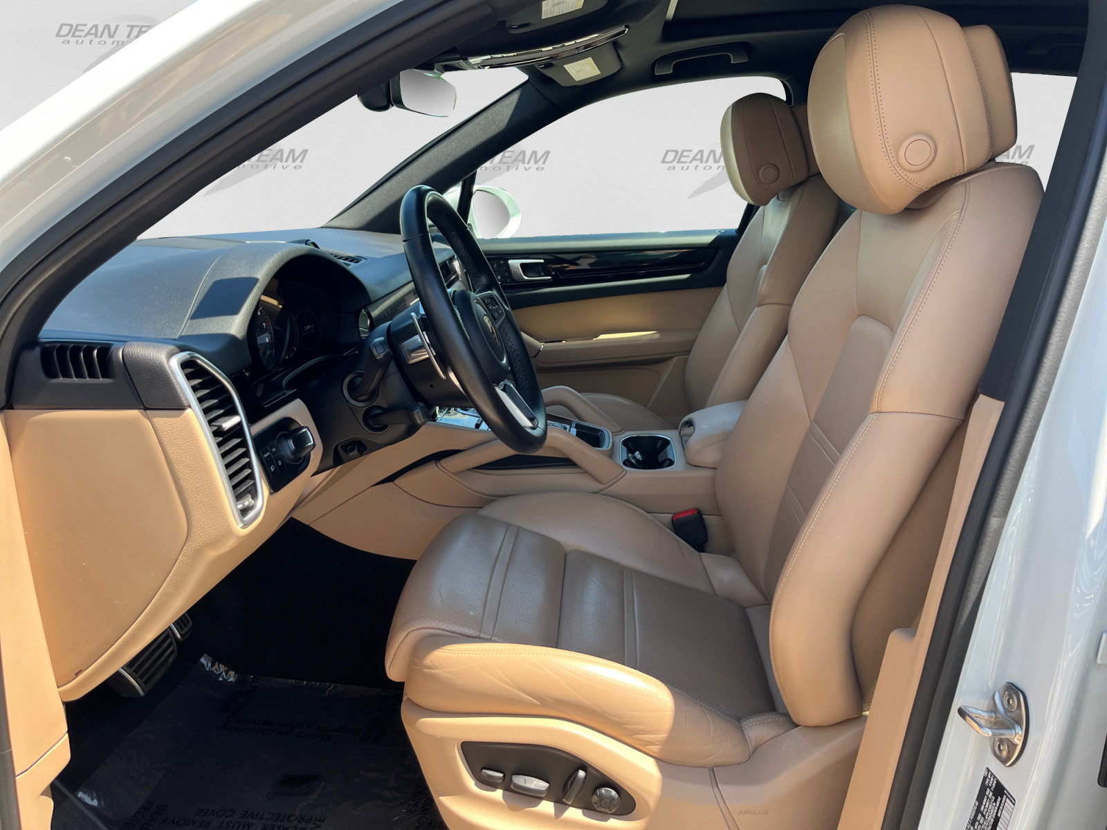 Used 2022 Porsche Cayenne S AWD/4WD image 11