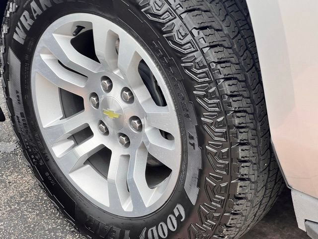 Used 2016 Chevrolet Suburban LS w/ Max Trailering Package RWD image 35