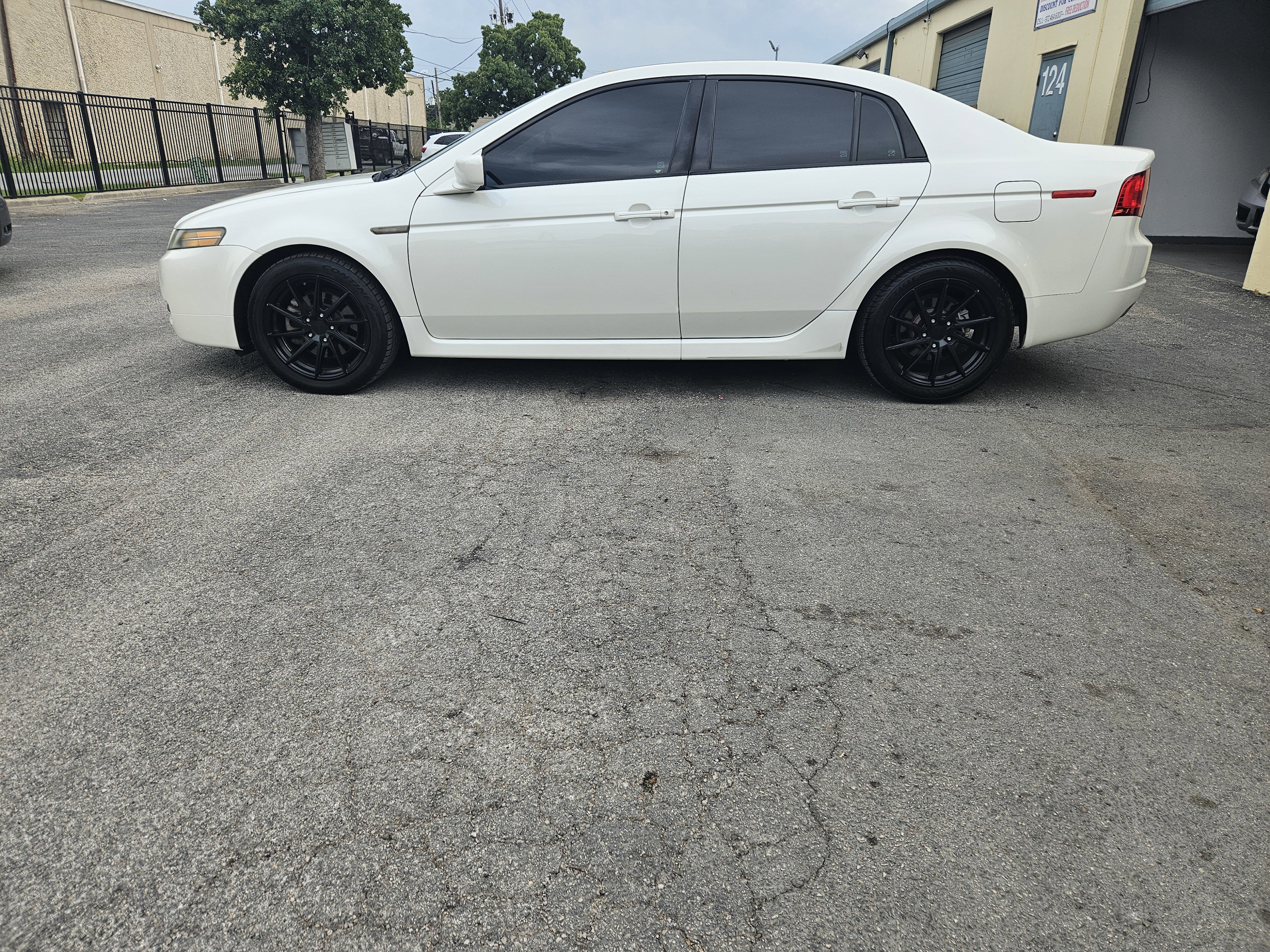 Used 2004 Acura TL FWD image 7