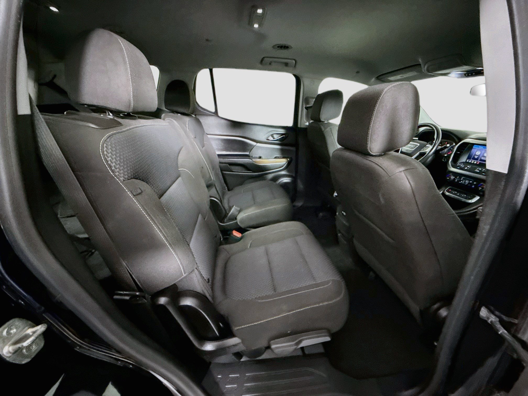 Used 2020 GMC Acadia SLE FWD image 27
