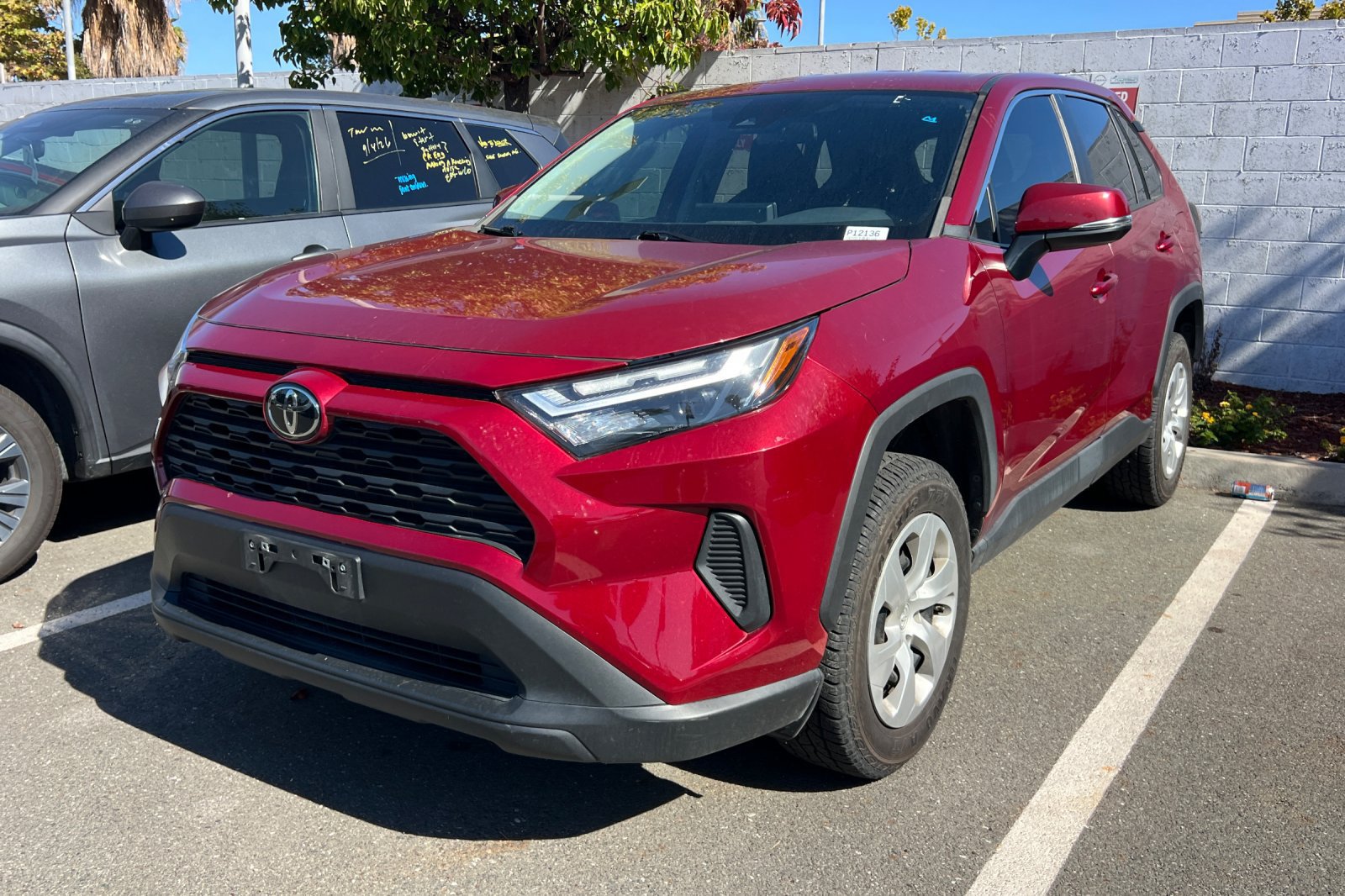 Used 2023 Toyota RAV4 LE FWD image 2