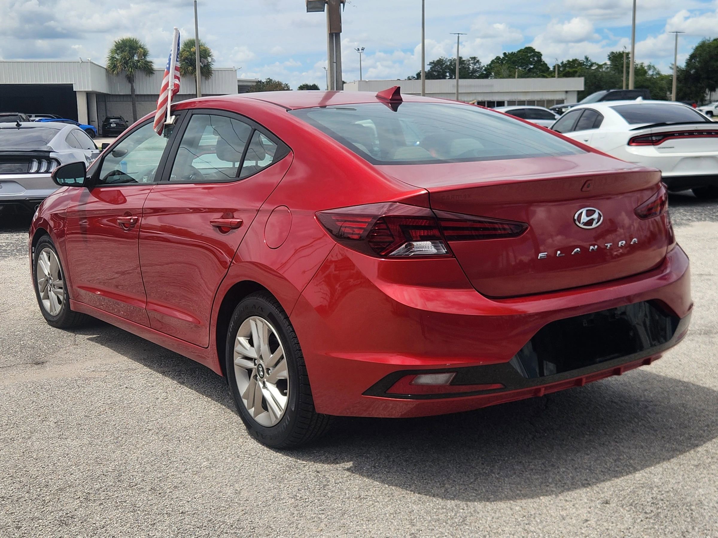 Used 2019 Hyundai Elantra SEL FWD image 6