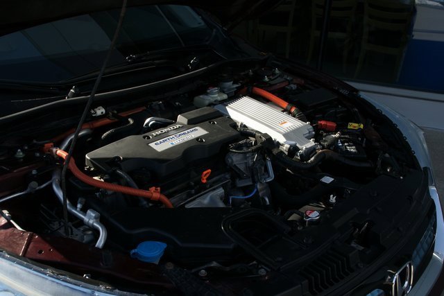 Used 2015 Honda Accord Touring image 10