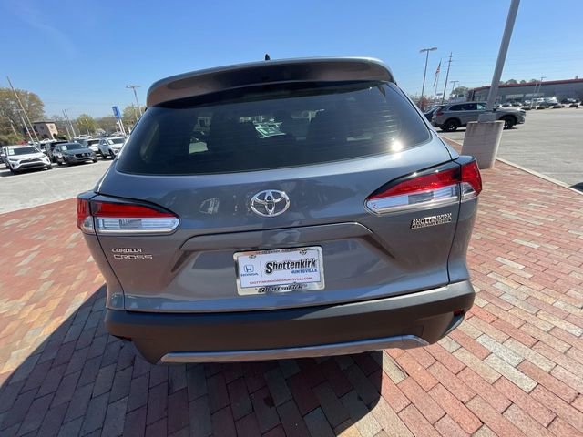 Used 2024 Toyota Corolla Cross L image 35