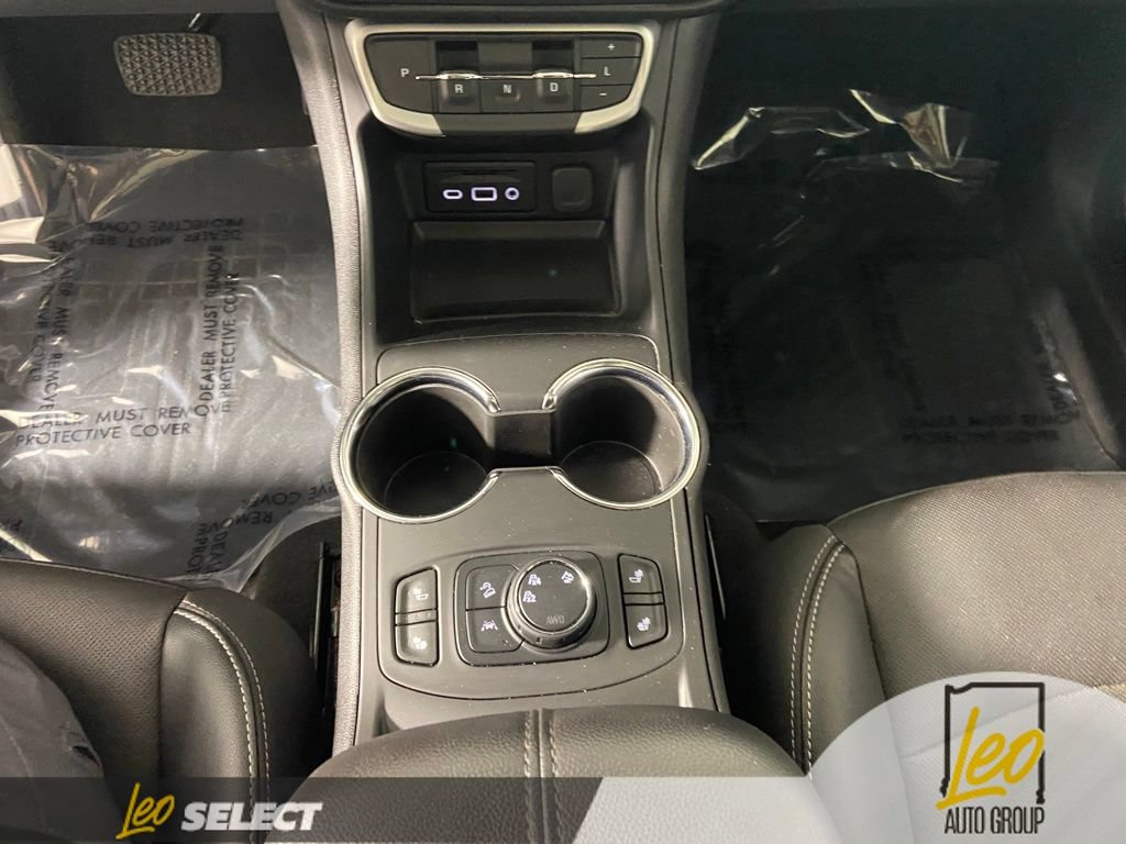 Used 2023 GMC Terrain SLT w/ Infotainment Package II AWD/4WD image 16