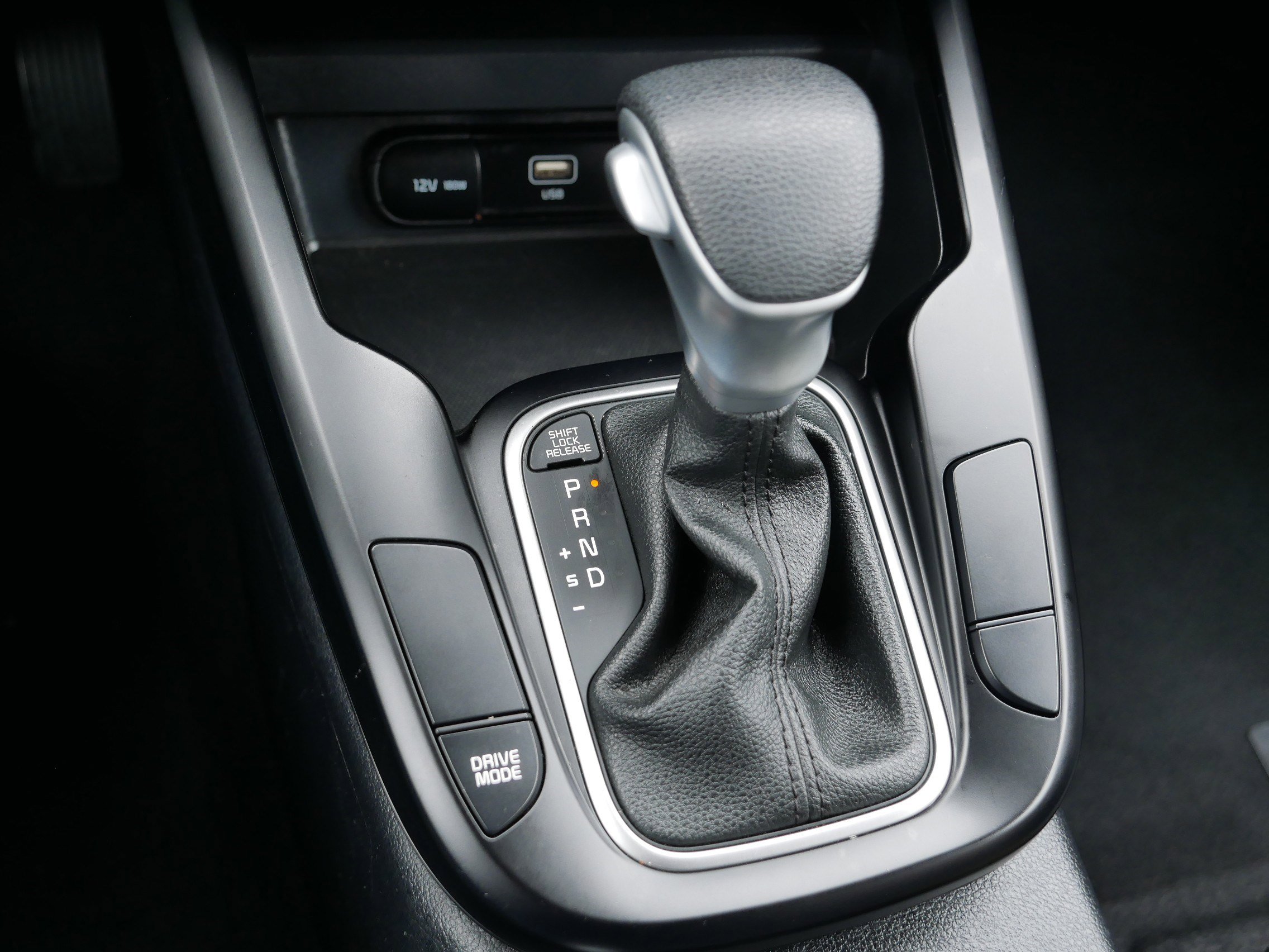 Certified 2024 Kia Soul LX w/ Option Group 015 image 24