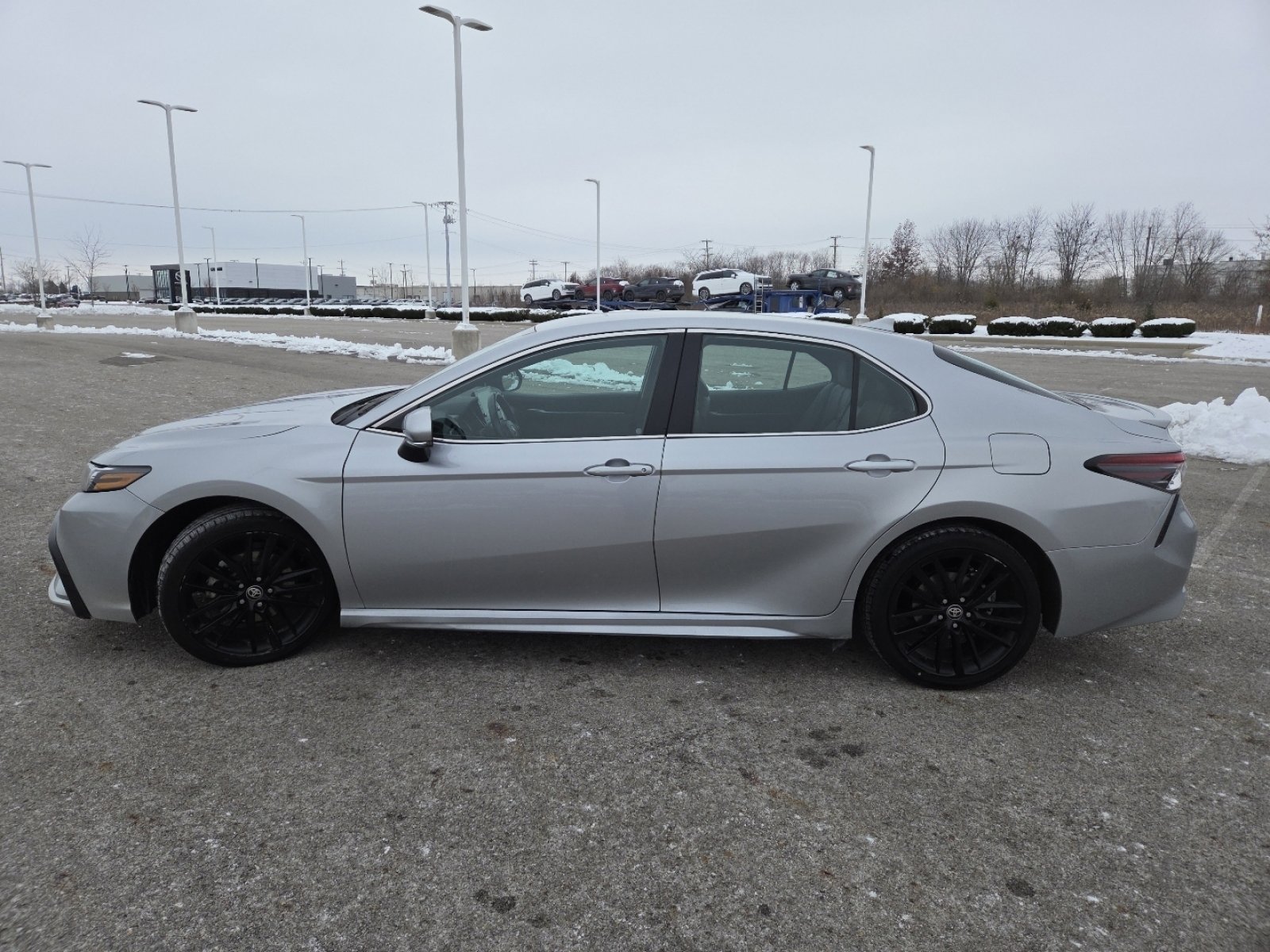 Used 2023 Toyota Camry XSE image 15
