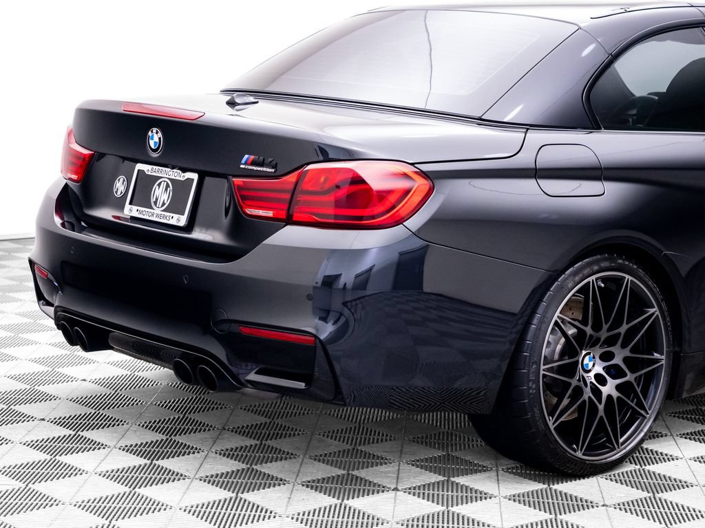 Used 2018 BMW M4 Convertible RWD image 37