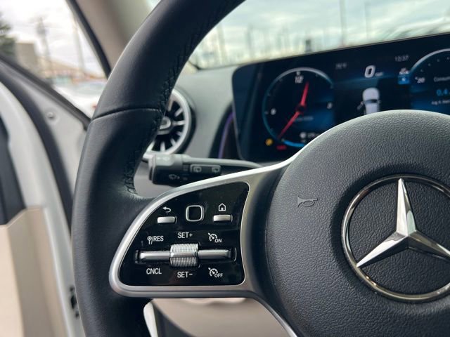 Used 2023 Mercedes-Benz GLB 250 4MATIC image 20