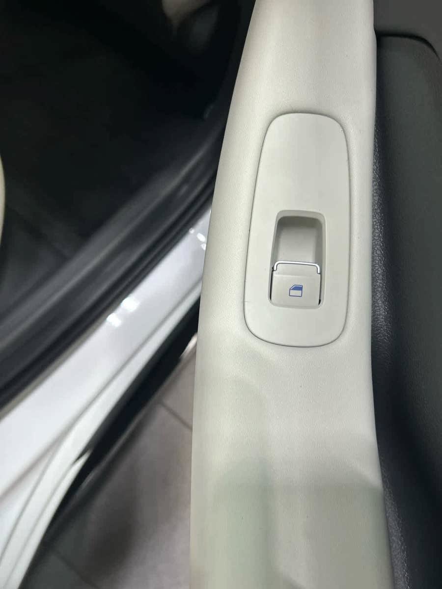 Used 2026 Hyundai Sonata SEL FWD image 27