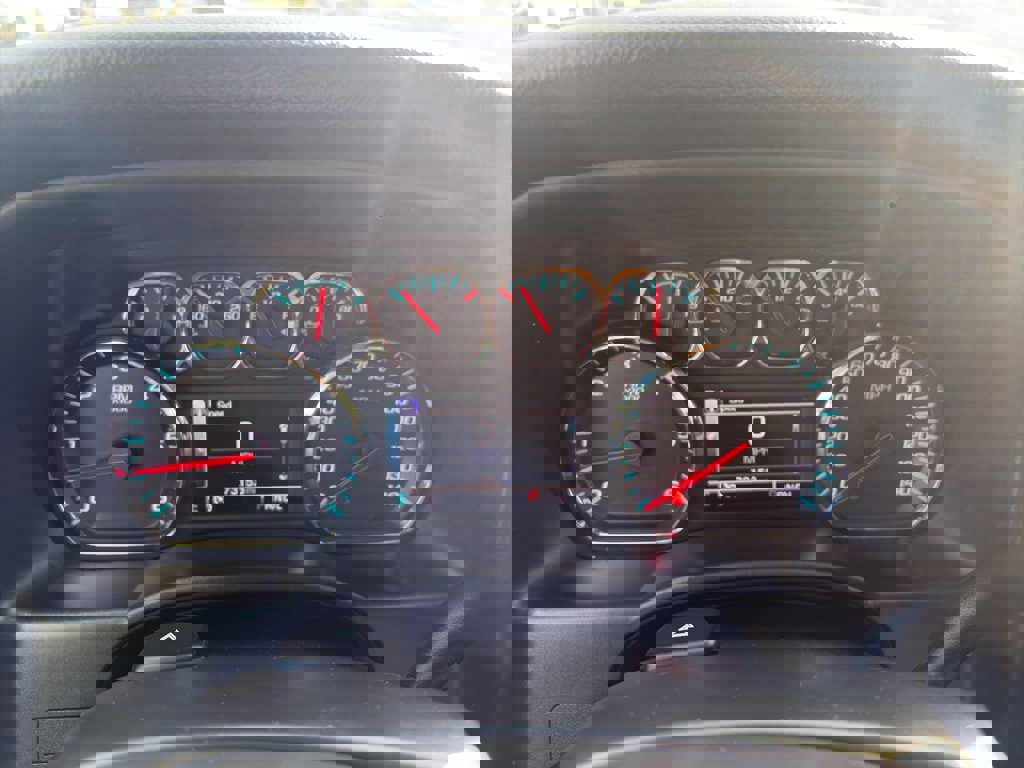 Used 2018 Chevrolet Silverado 1500 LT w/ All Star Edition image 9