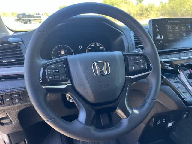 Certified 2026 Honda Odyssey Touring image 17