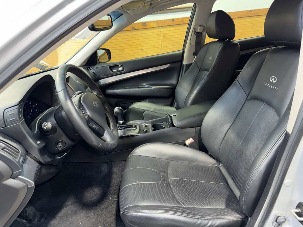 Used 2013 INFINITI G37 Journey w/ Premium Pkg RWD image 17