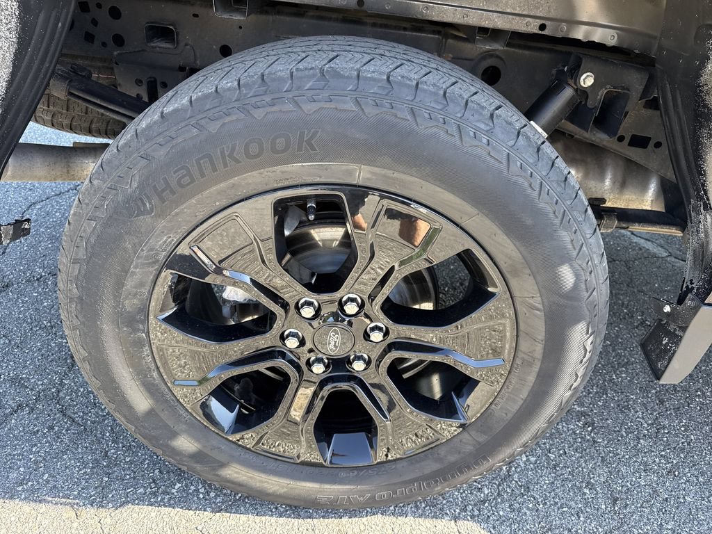Used 2023 Ford F150 Lariat w/ Equipment Group 502A High AWD/4WD image 17
