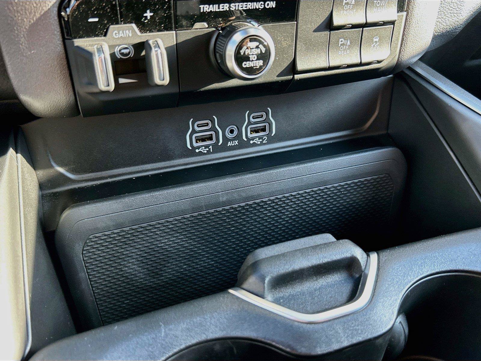 New 2026 RAM 1500 Express AWD/4WD image 29