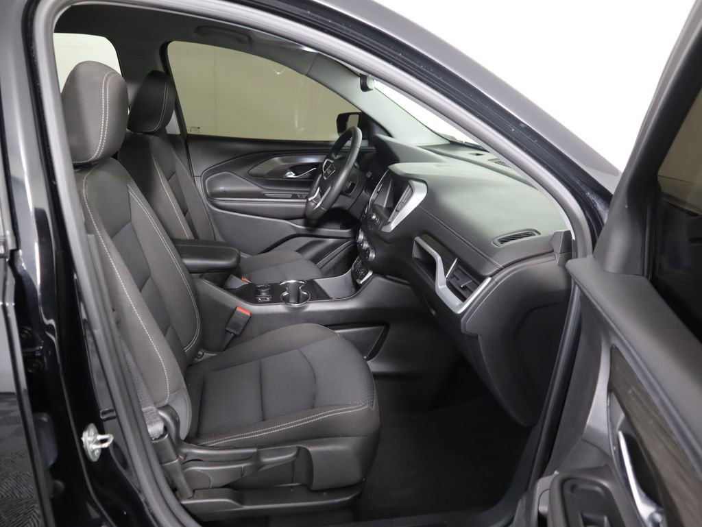 Used 2023 GMC Terrain SLE w/ Driver Convenience Package image 20