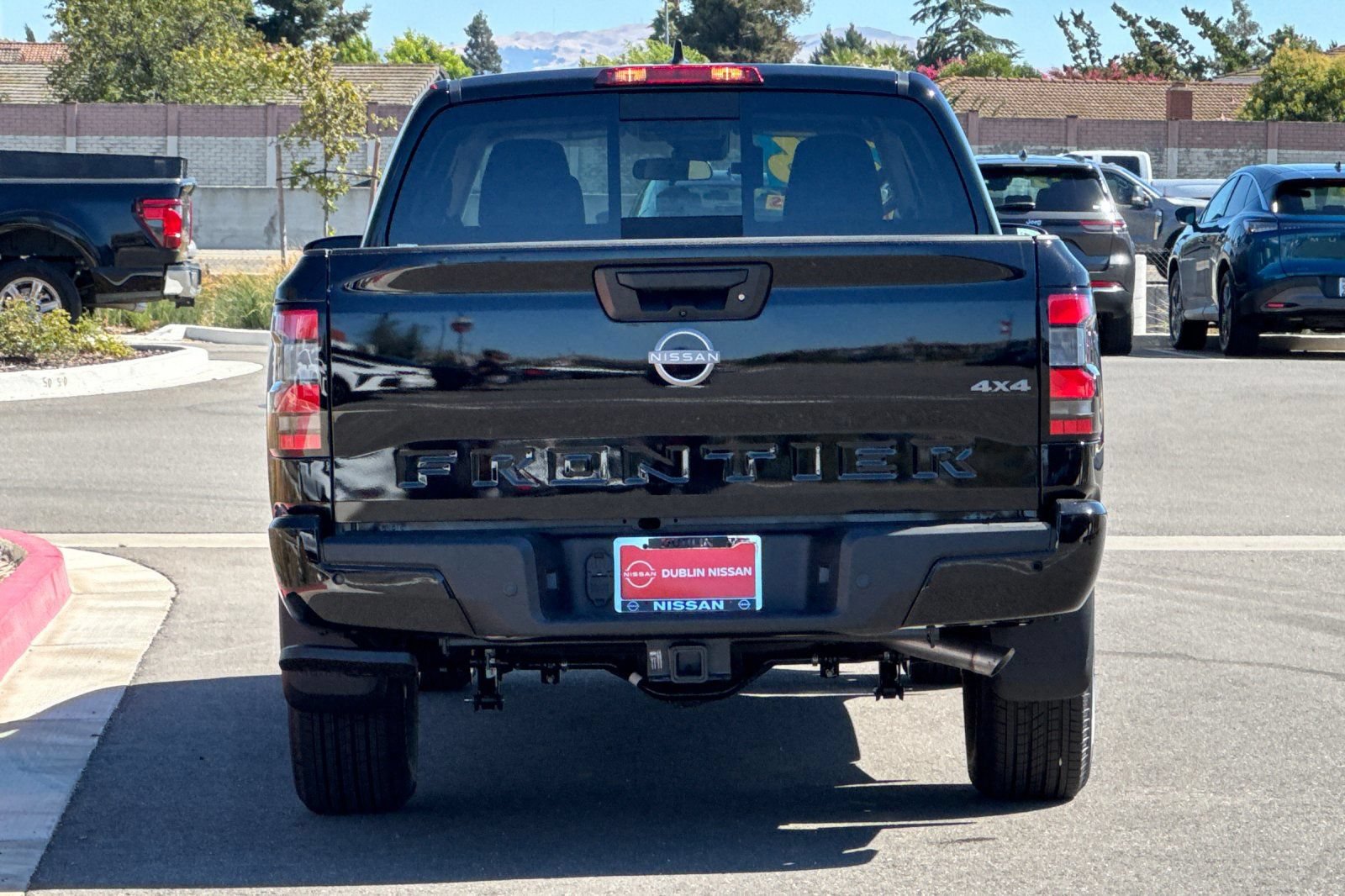 New 2026 Nissan Frontier SV w/ Tow Package AWD/4WD image 5