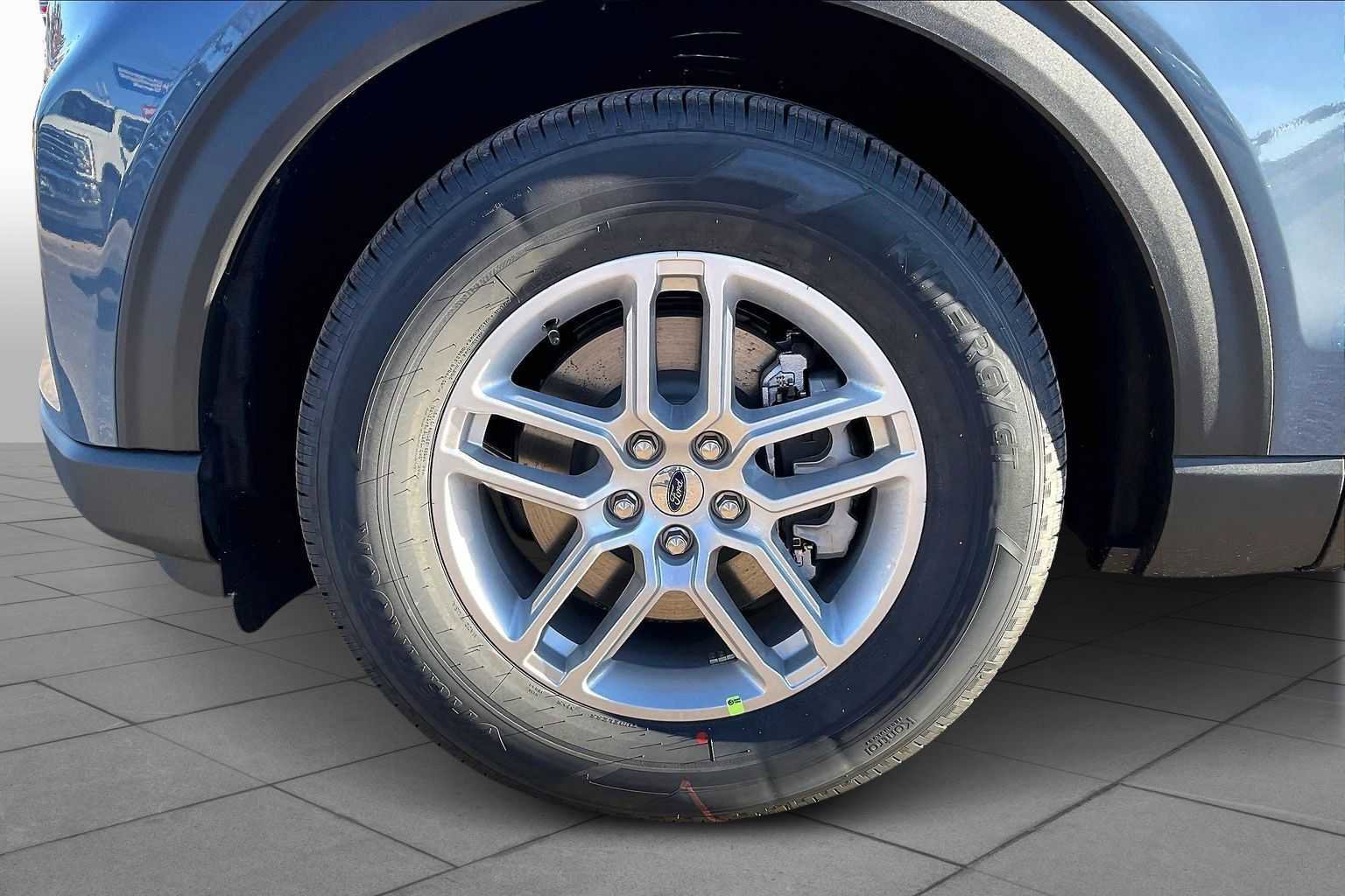 New 2026 Ford Explorer Active w/ Active Comfort Package image 11