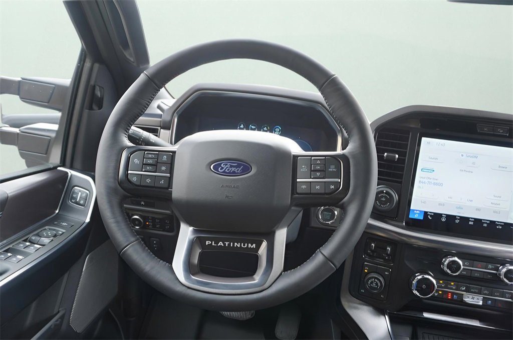 Used 2025 Ford F150 Platinum w/ FX4 Off-Road Package image 18