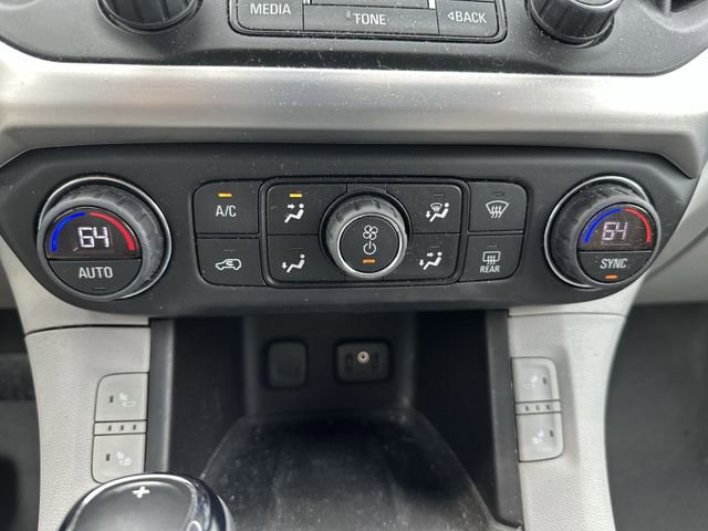 Used 2018 GMC Acadia SLT FWD image 18