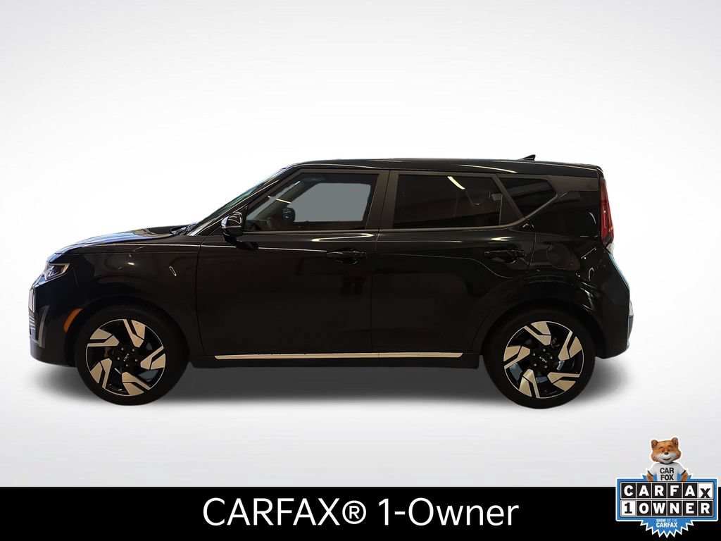 Certified 2025 Kia Soul GT-Line w/ GT-Line Technology Package FWD image 2