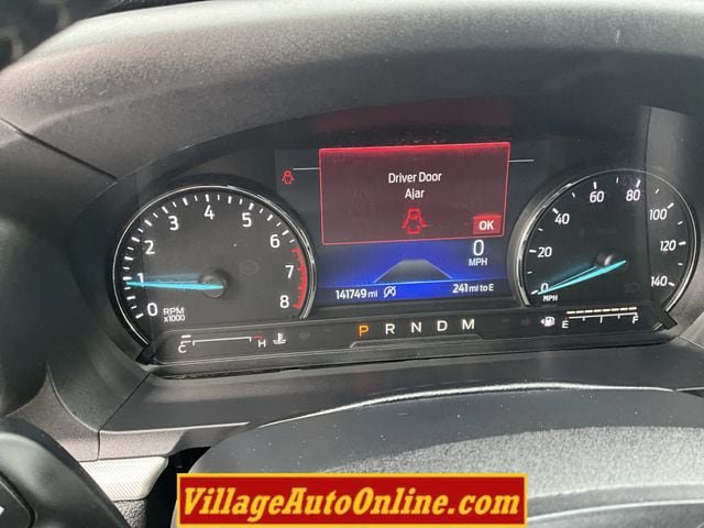 Used 2020 Ford Explorer XLT w/ Comfort Package AWD/4WD image 11