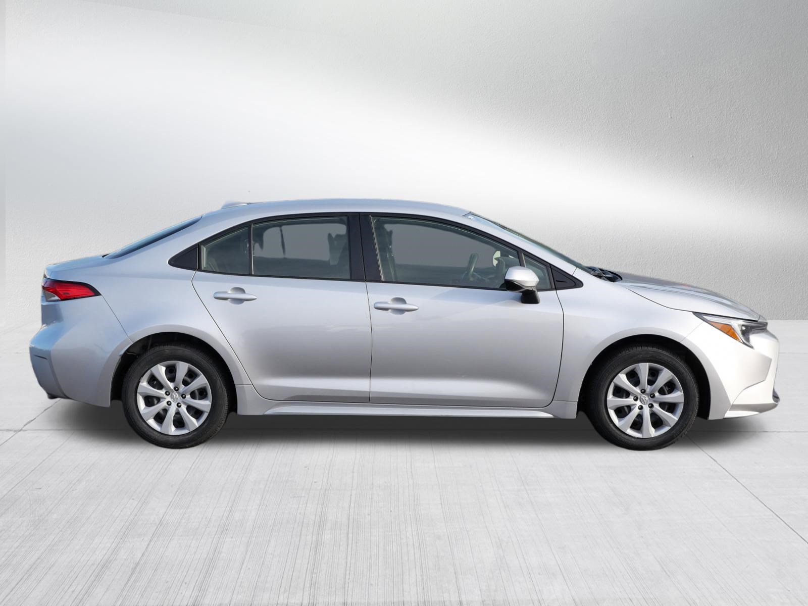 Certified 2025 Toyota Corolla LE FWD image 6
