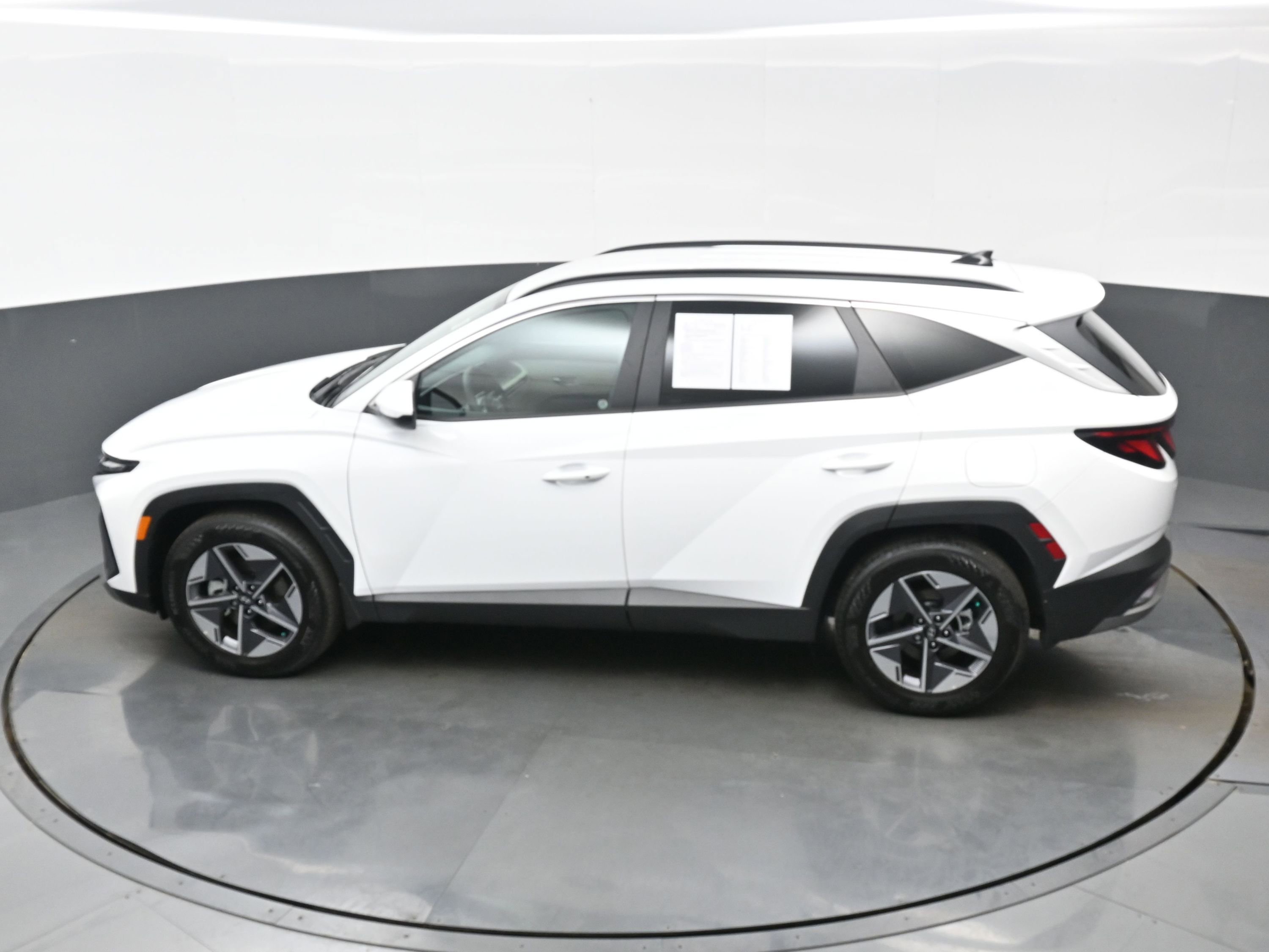 Certified 2026 Hyundai Tucson SEL FWD image 35