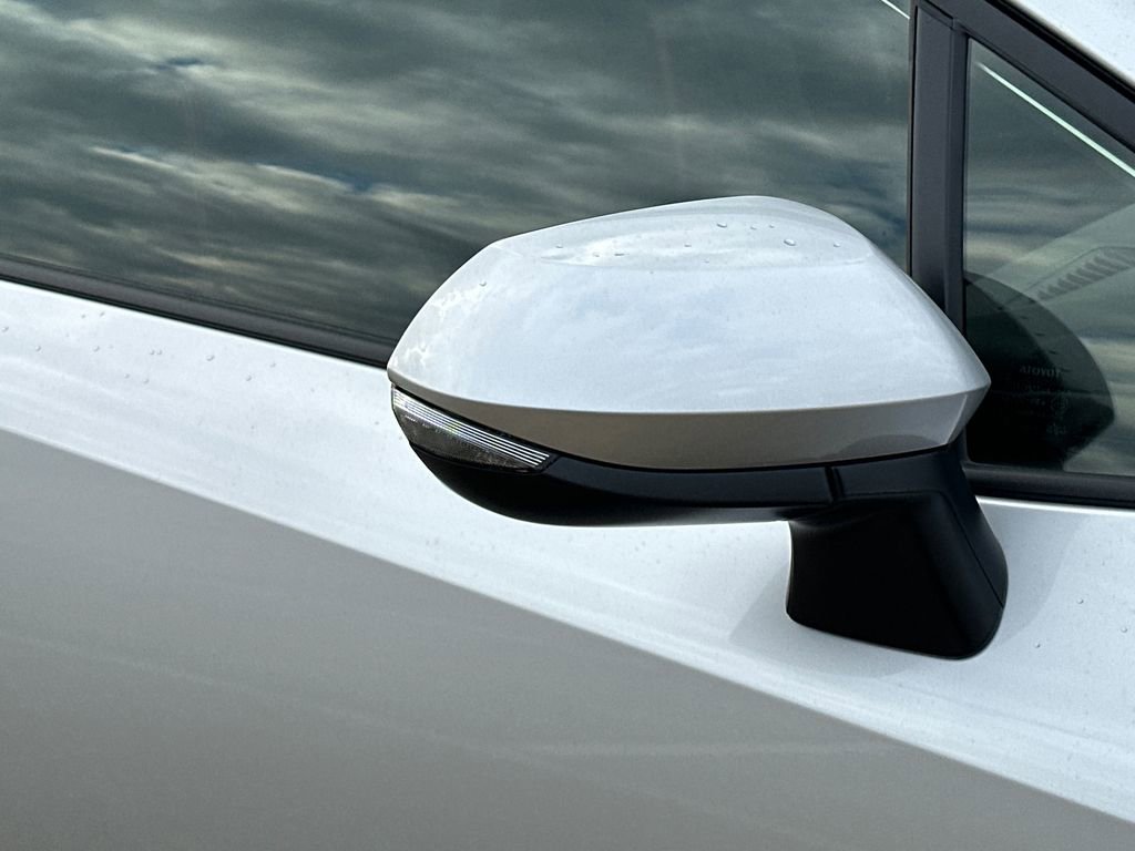 New 2026 Toyota Corolla SE image 9