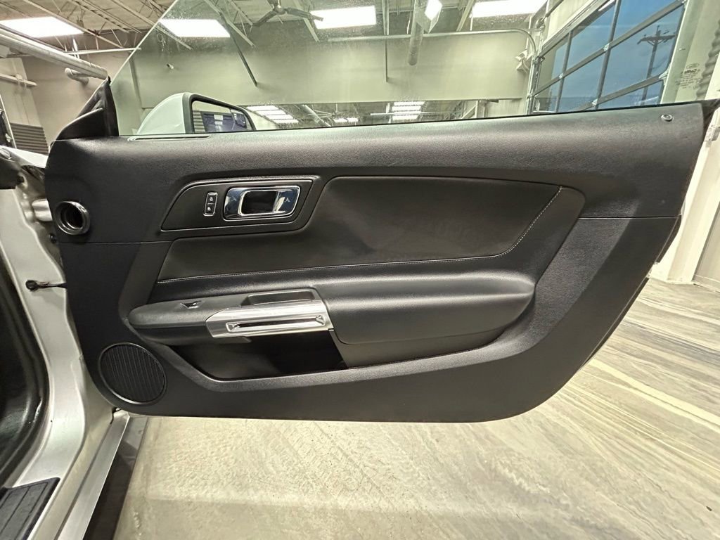 Used 2016 Ford Mustang Convertible w/ Equipment Group 051A image 34